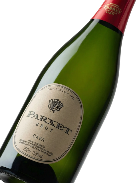 Primer plano de la etiqueta del Cava Parxet Brut, elaborado con Pansa Blanca, D.O. Cava.