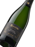 Primer plano de la etiqueta del vino espumoso Recaredo Terrers Brut Nature Gran Reserva, Corpinnat.