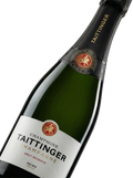 Primer plano de la etiqueta del Champagne Taittinger Brut Réserve, AOC Champagne.