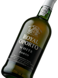 Primer plano de la botella de vino generoso Royal Oporto White.