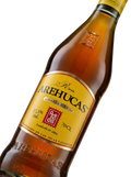 Primer plano de la botella de Ron Arehucas Carta Oro.
