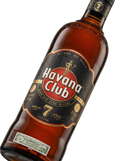 Primer plano de la icónica botella oscura de Ron Havana Club 7 Años.
