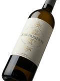 Primer plano de la etiqueta del vino blanco José Pariente Verdejo, D.O. Rueda.