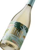 Primer plano de la etiqueta del vino blanco afrutado Libalis de Maetierra, elaborado con Moscatel, V.T. Valles de Sadacia.