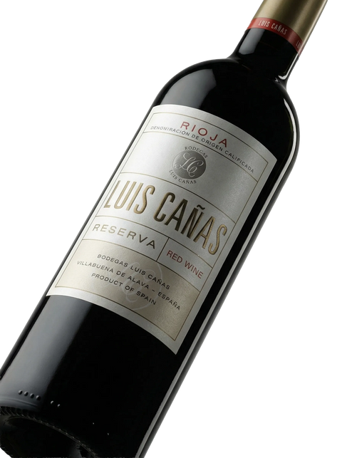 Primer plano de la etiqueta del vino tinto Luis Cañas Reserva, D.O.Ca. Rioja.
