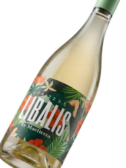 Primer plano de la etiqueta del vino frizzante Libalis Frizz 5.5 de Maetierra, bajo en alcohol, V.T. Valles de Sadacia.