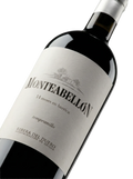 Primer plano de la etiqueta del vino tinto Monteabellón 14 Meses, D.O. Ribera del Duero.