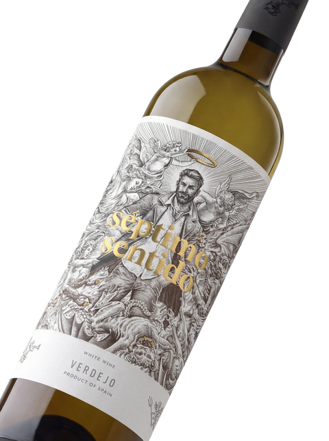 Primer plano de la etiqueta del vino blanco Séptimo Sentido, elaborado con Verdejo, IGP Vino de la Tierra de Castilla.