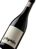 Primer plano de la botella de vino tinto Párpados.